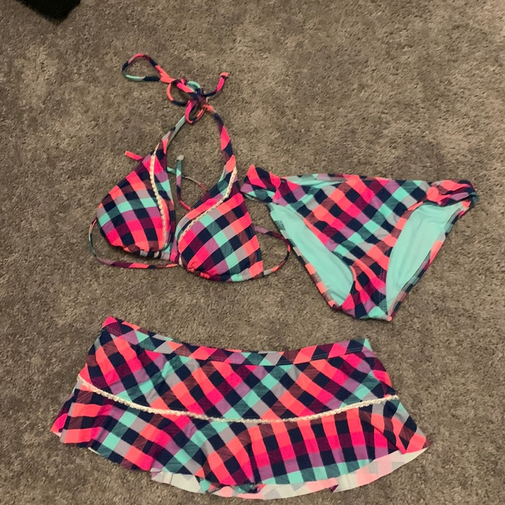 3 piece swimsuit.